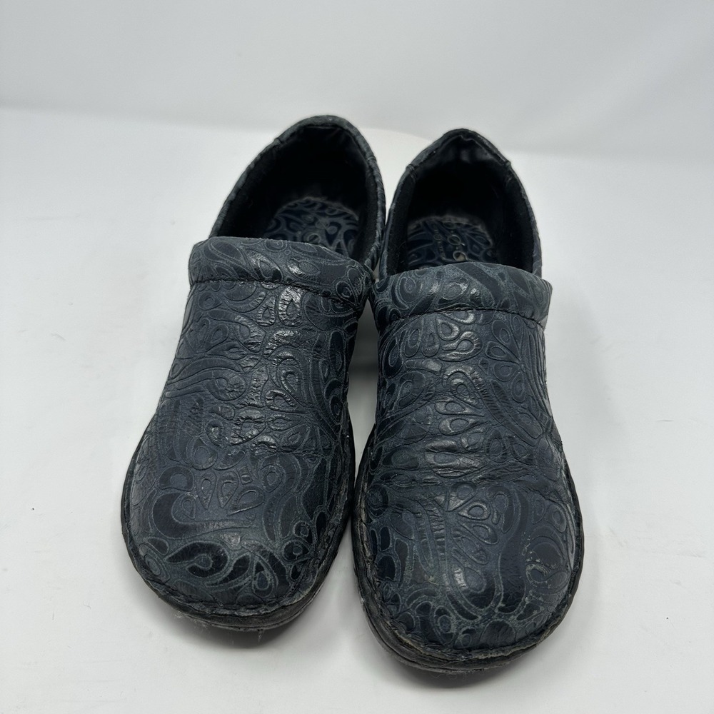 BOC Born Concept Peggy Paisely Clogs Embossed Slip On Blacl/Blue Women Size 8.5